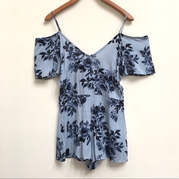 Kendall & Kylie Blue Floral Cold Shoulder Rayon Romper, Size XS - Picture 2 of 8